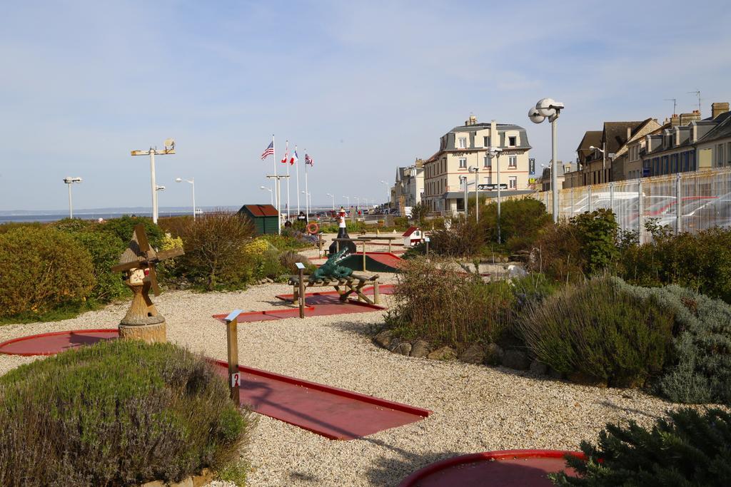 Maison Studios & Appartements Les 4 Vents Luc-sur-Mer Esterno foto